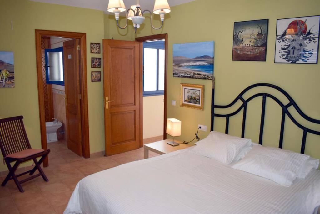 Lanzarote Famara Beach Ngoại thất bức ảnh
