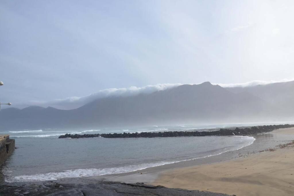 Lanzarote Famara Beach Ngoại thất bức ảnh