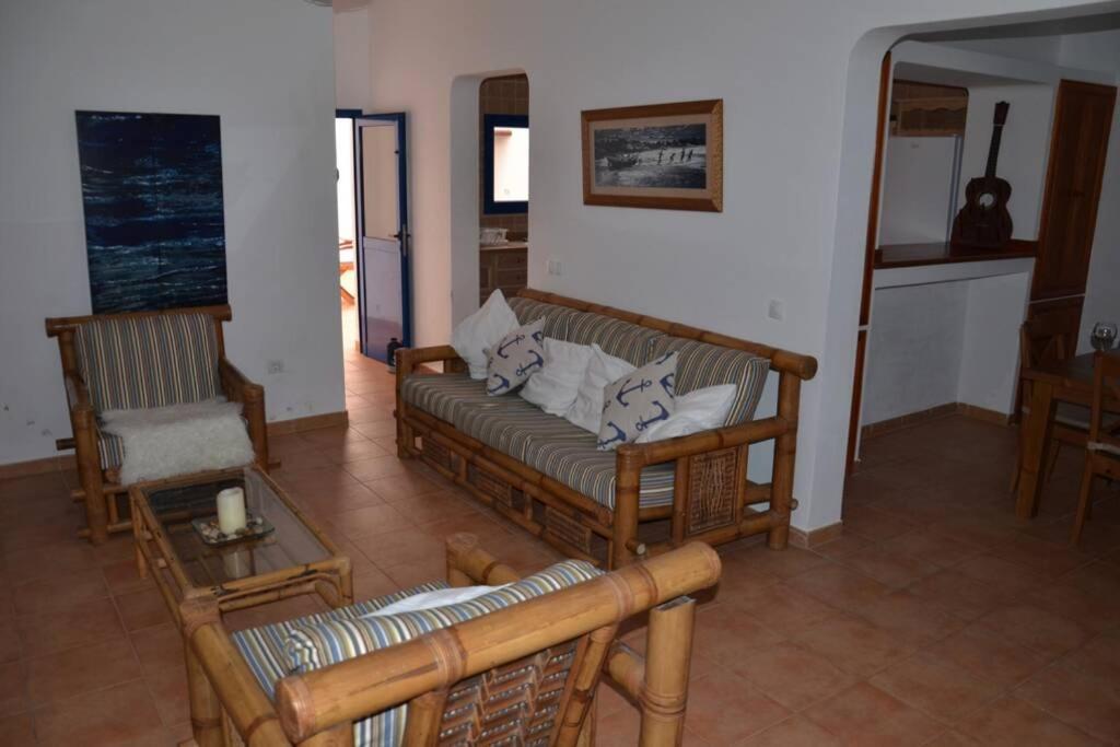 Lanzarote Famara Beach Ngoại thất bức ảnh